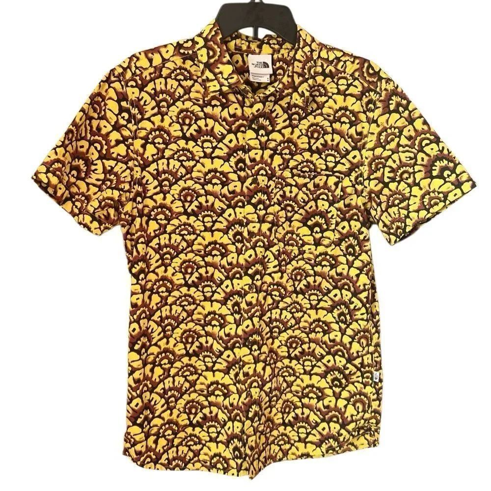 The North Face Yellow and Brown All Over Print button Shirt Size Medium